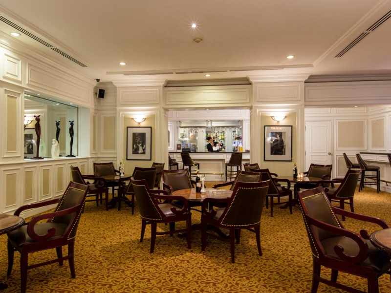 Nhà hàng - Hotel24h.net