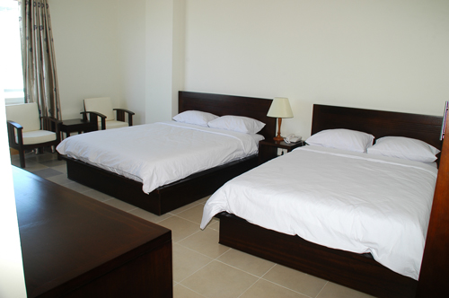 Phòng 4 Khách - Hotel24h.net