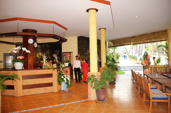 Lễ tân - Hotel24h.net