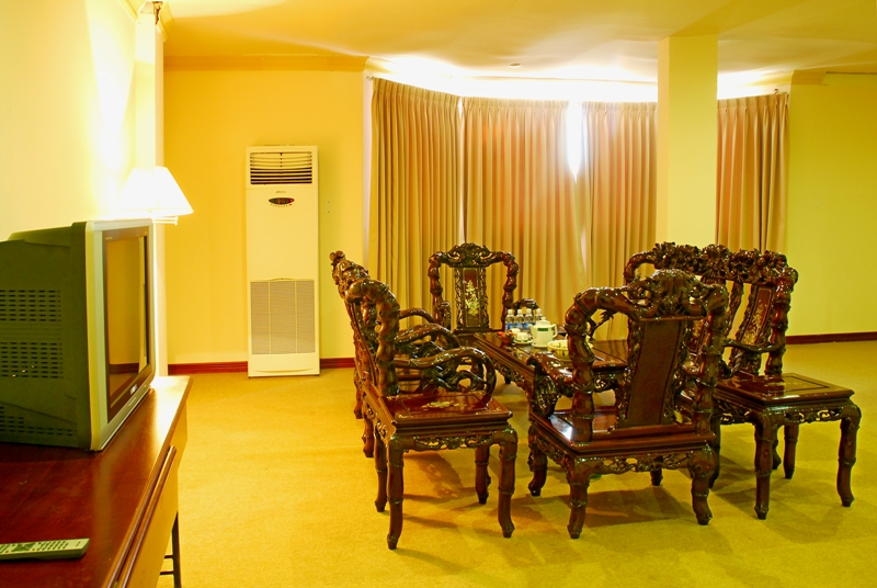 Phòng VIP II - Hotel24h.net