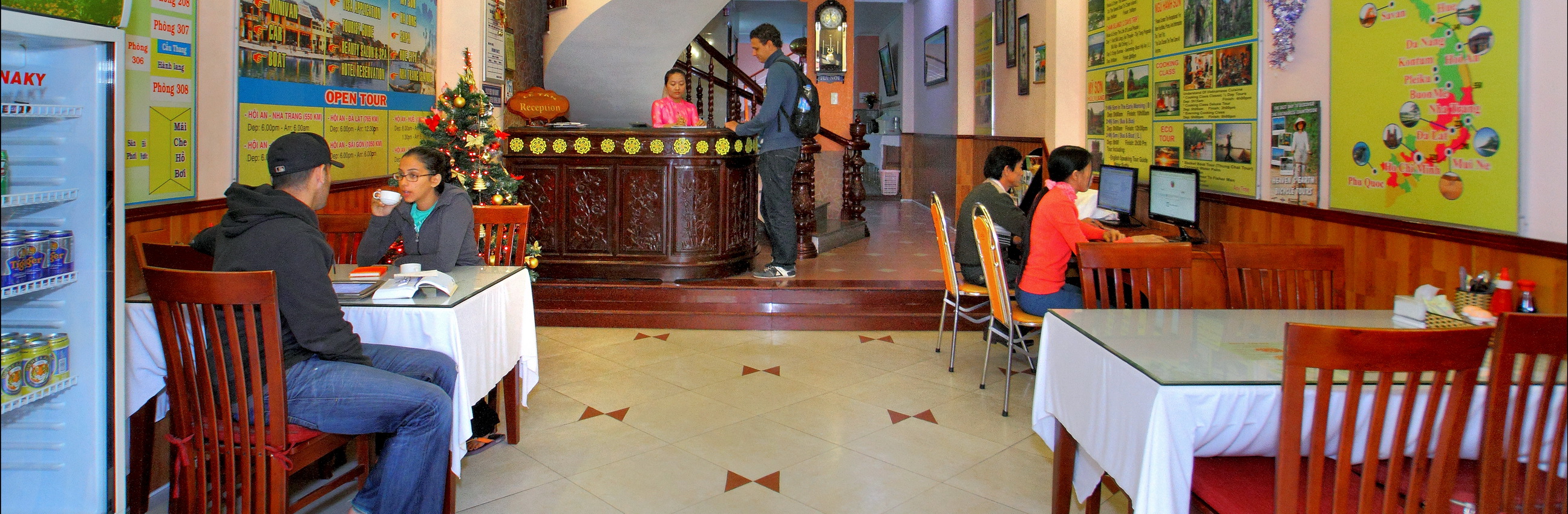 Nhà hàng - Hotel24h.net