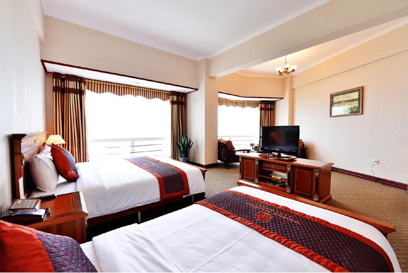 Phòng deluxe - Hotel24h.net