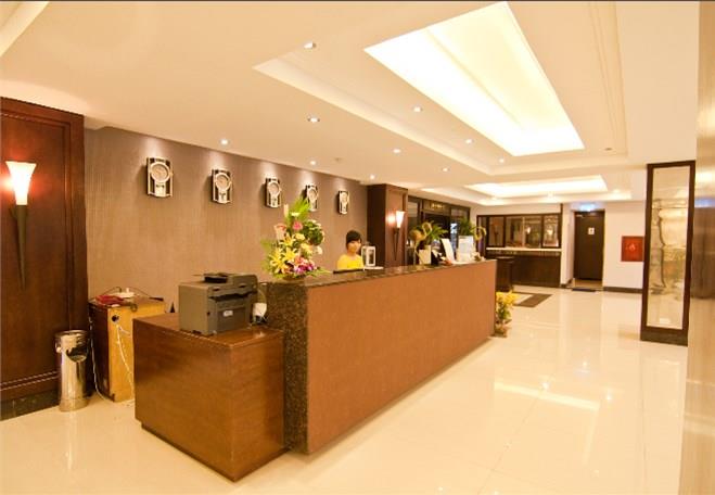 Lễ tân - Hotel24h.net