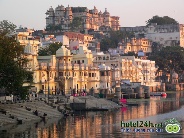 ha-noi-top-10-thanh-pho-giau-ban-sac-van-hoa-nhat-the-gioi-a3.png