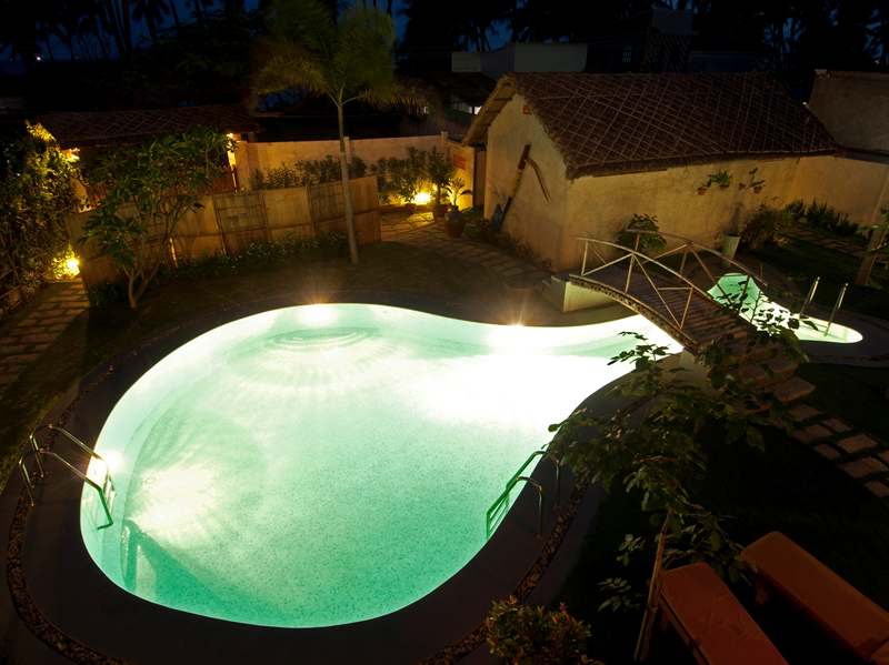 Hồ bơi - Hotel24h.net