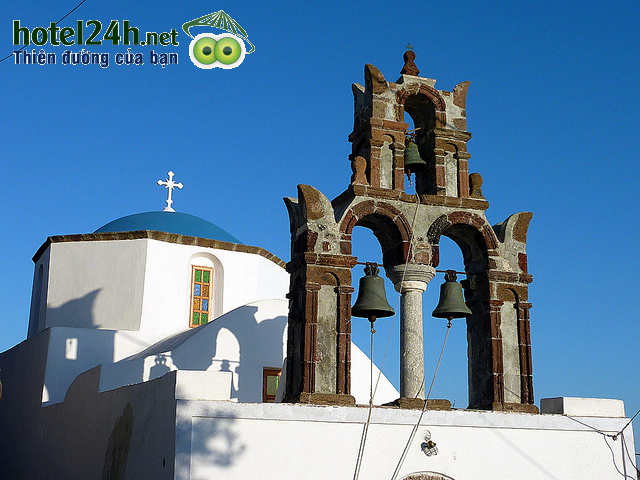 Cung-kham-pha-canh-dep-Santorini-Hy-Lap-hotel24h-a5.png