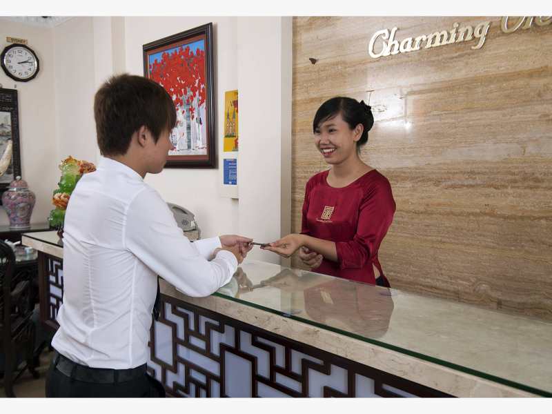 Lễ tân - Hotel24h.net