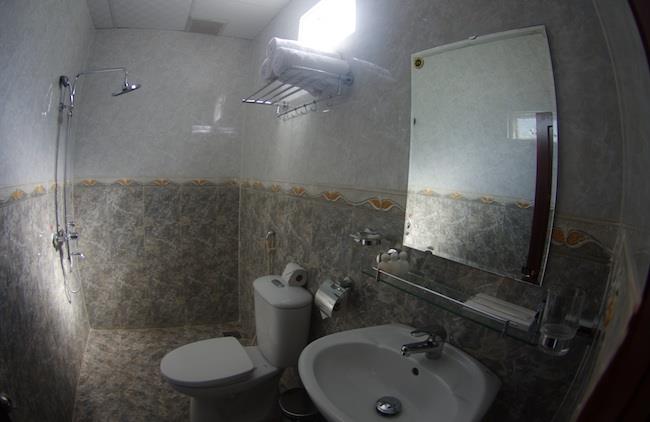 Phòng tắm - Hotel24h.net