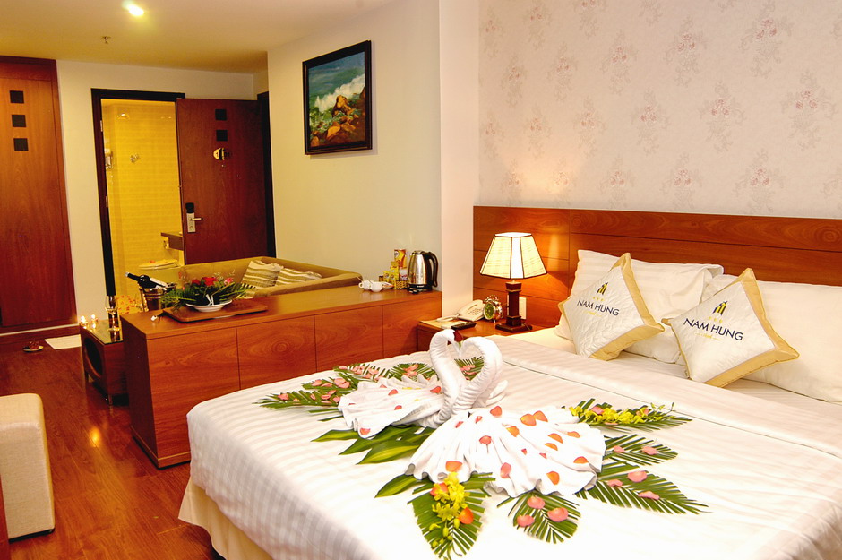 khach-san-nam-hung-phong-superior-5-hotel24h.net.jpg