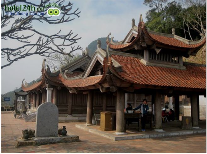 chua-hoa-yen-hotel24h.net.jpg