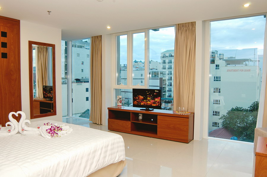 khach-san-nam-hung-phong-premier-1-hotel24h.net.jpg
