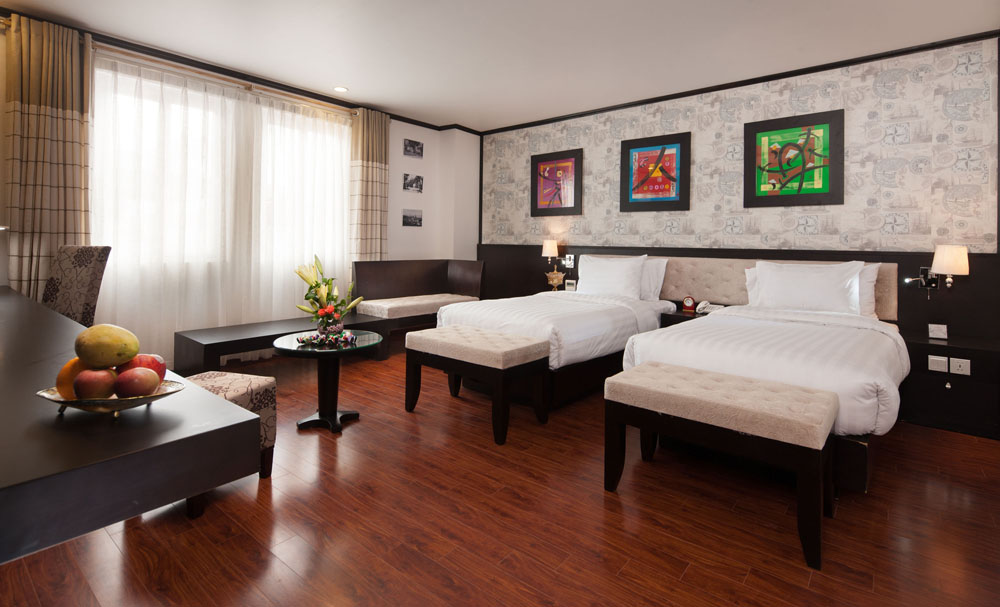 khach-san-boss-legend-phong-royal-deluxe-8-hotel24h.net.jpg