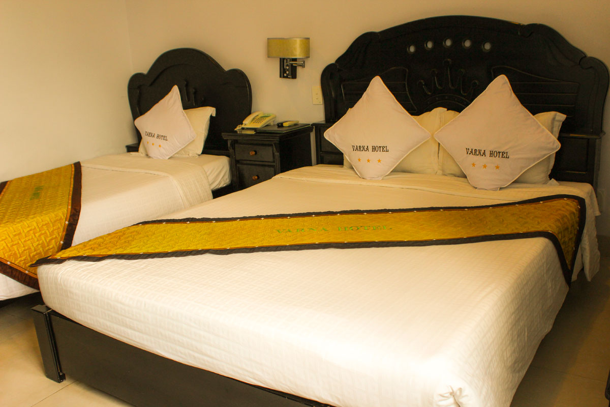 Phòng deluxe - Hotel24h.net