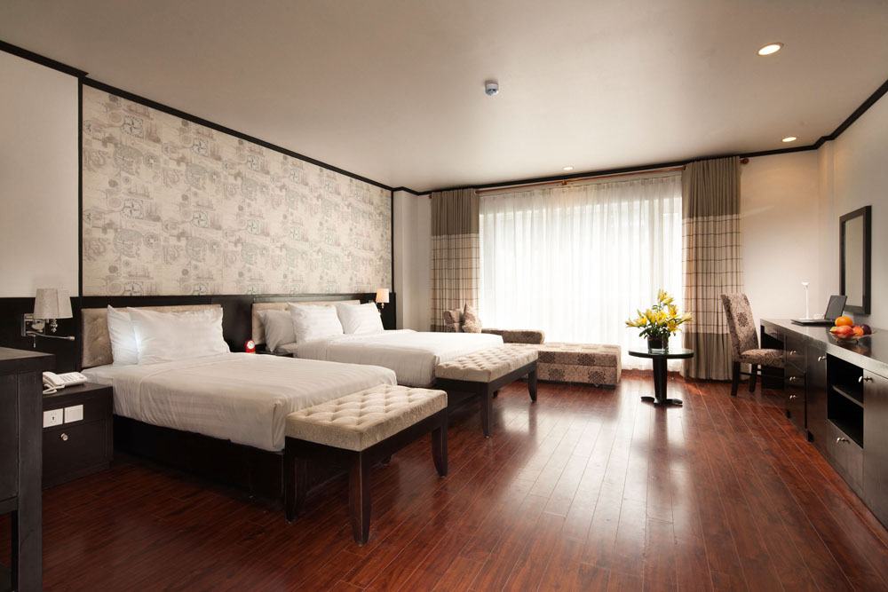khach-san-boss-legend-phong-premium-1-hotel24h.net.jpg