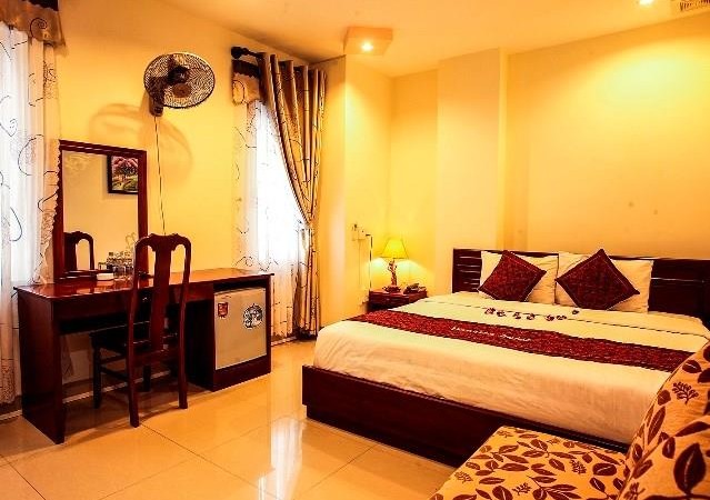 Phòng deluxe - Hotel24h.net