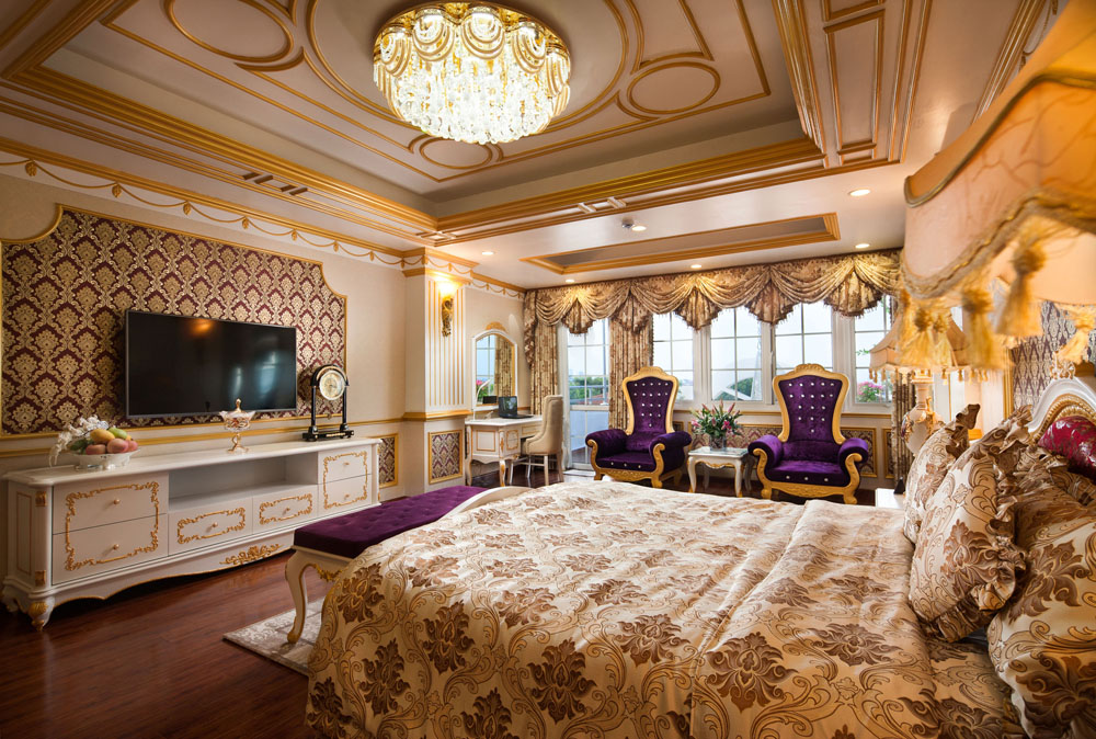 khach-san-boss-legend-phong-suite-2-hotel24h.net.jpg
