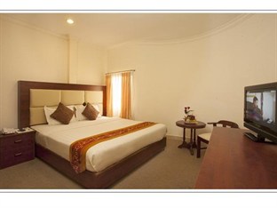 Phòng Deluxe - Hotel24h.net