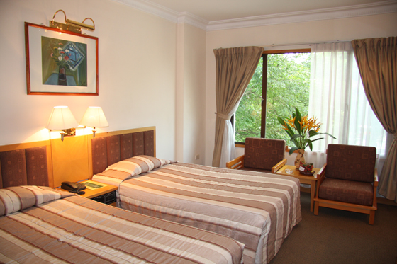 khach-san-galaxy-phong-executive-1-hotel24h.net.jpg