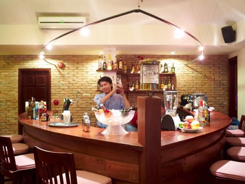 Bar - Hotel24h.net