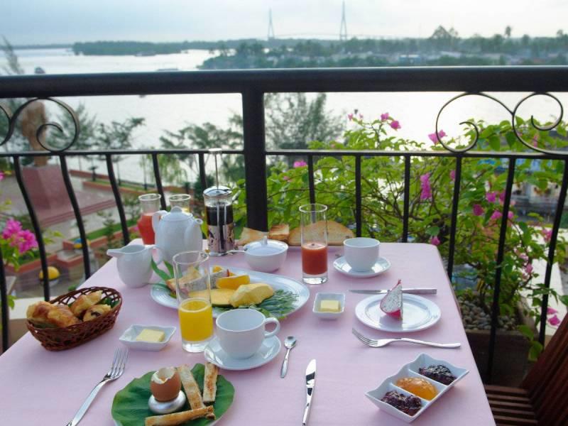 Nhà hàng - Hotel24h.net