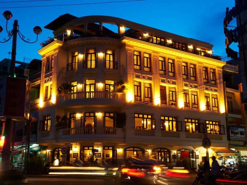Đặt phòng khách sạn