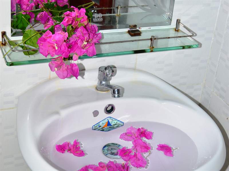 Phòng tắm - Hotel24h.net