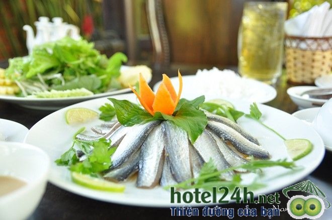 nhung-mon-an-viet-khien-khach-Tay-me-man-hotel24h-a6.jpg