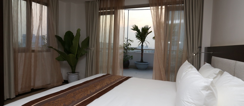 Phòng deluxe - Hotel24h.net