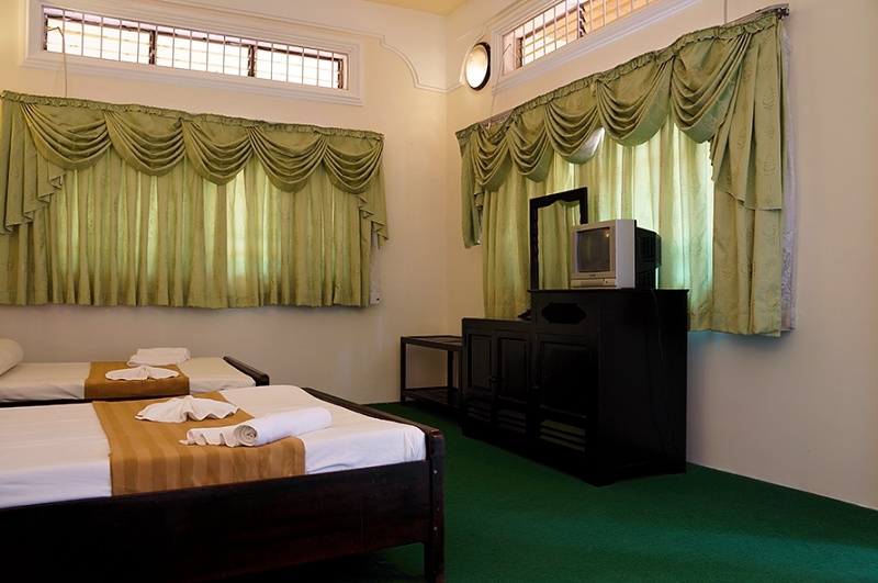 Phòng deluxe - Hotel24h.net