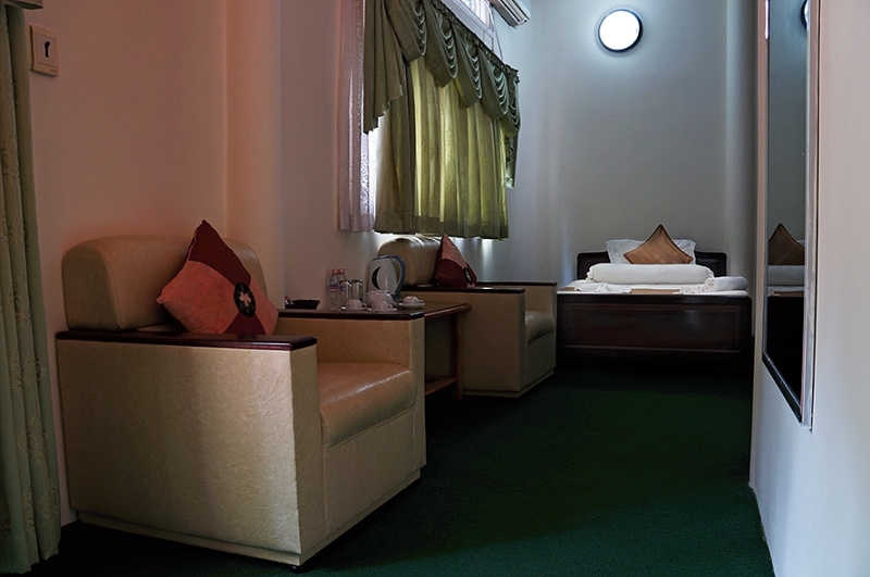 Phòng deluxe - Hotel24h.net