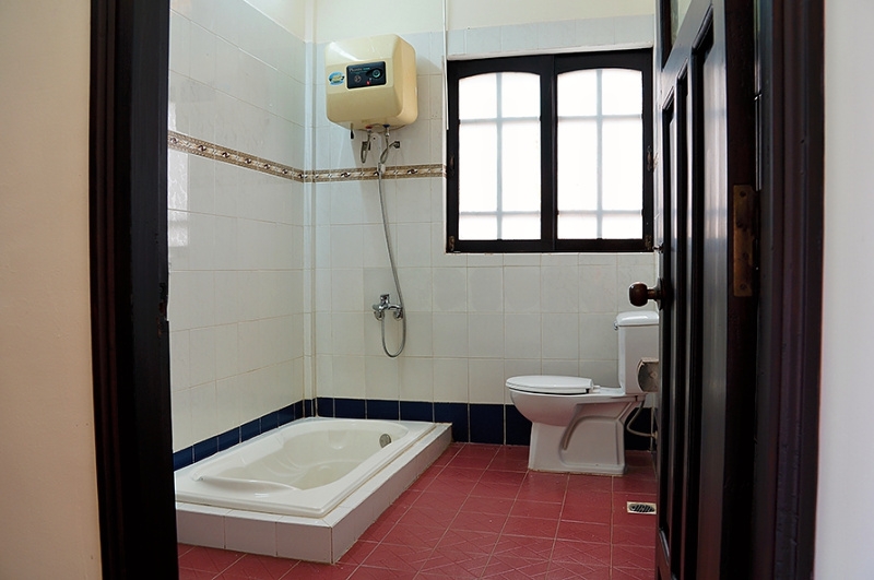 Phòng deluxe - Hotel24h.net