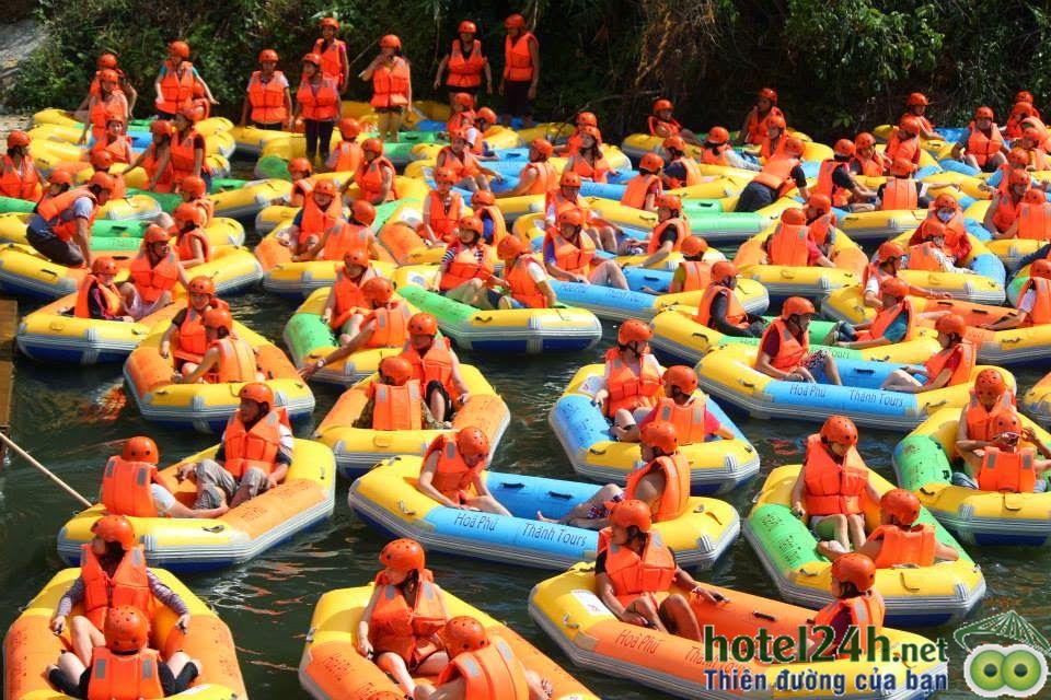 truot-thac-hoa-phu-thanh-da-nang-tro-choi-mao-hiem-li-thu-hotel24h-a8.jpg