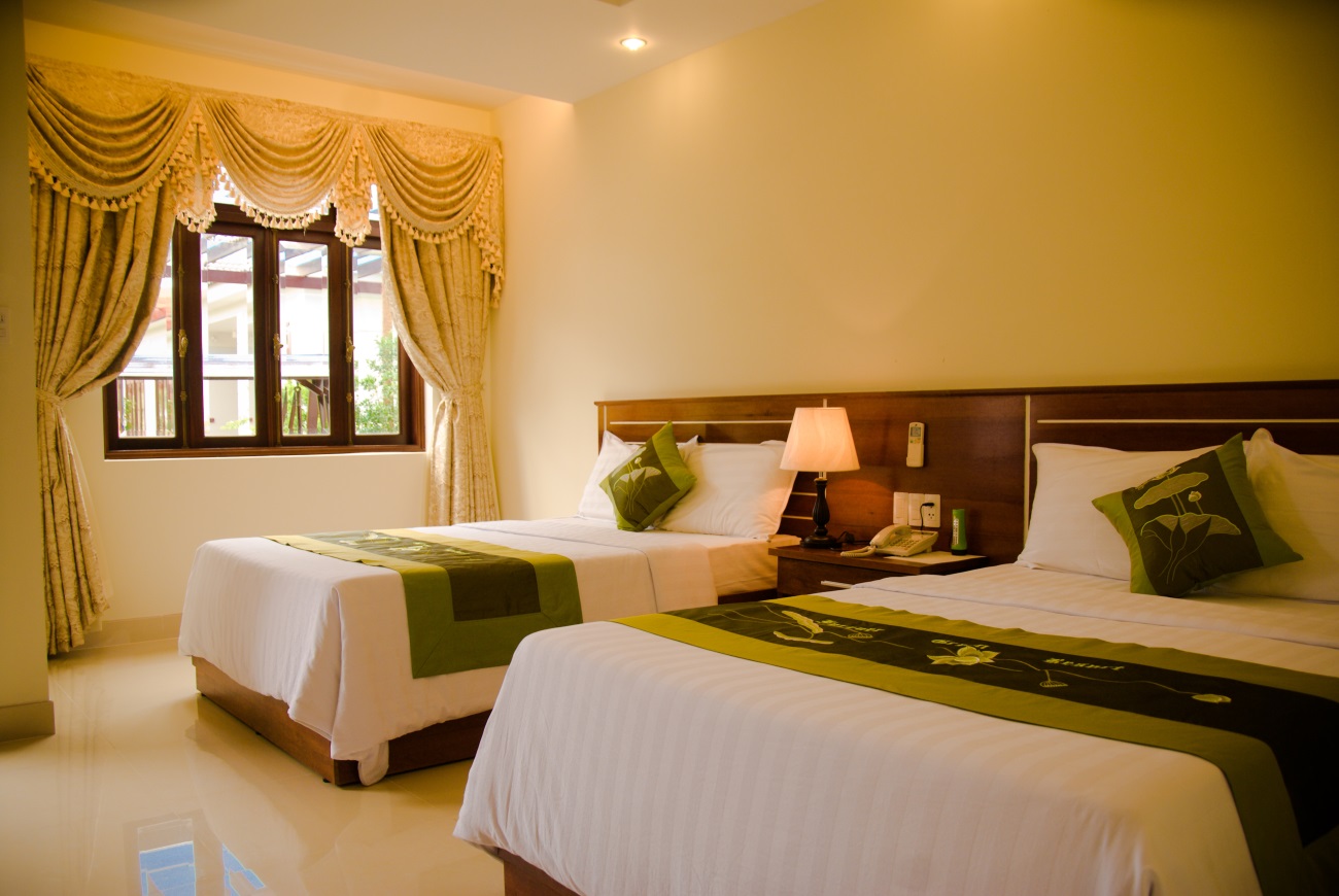 Phòng deluxe - Hotel24h.net