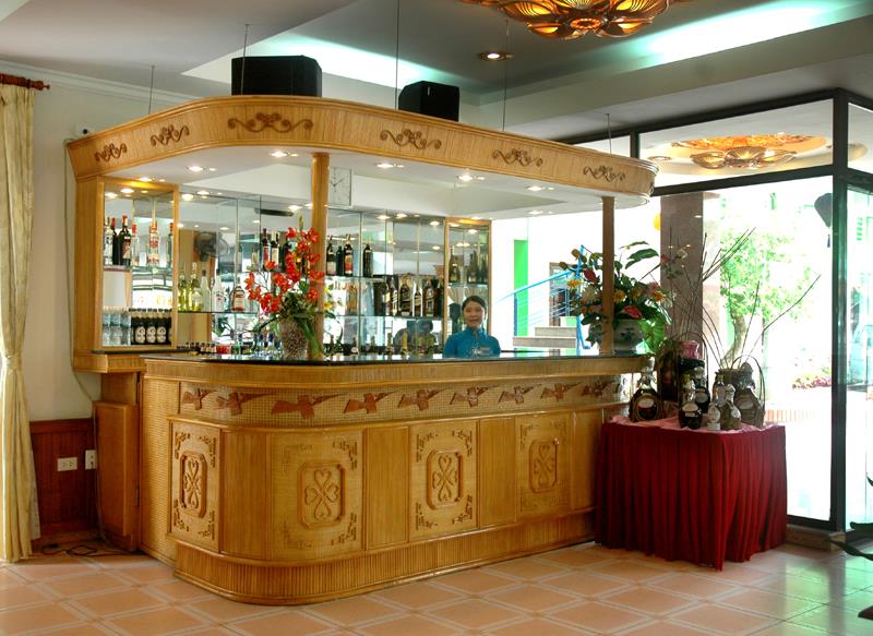 Lễ tân - Hotel24h.net