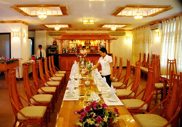 Nhà hàng - Hotel24h.net