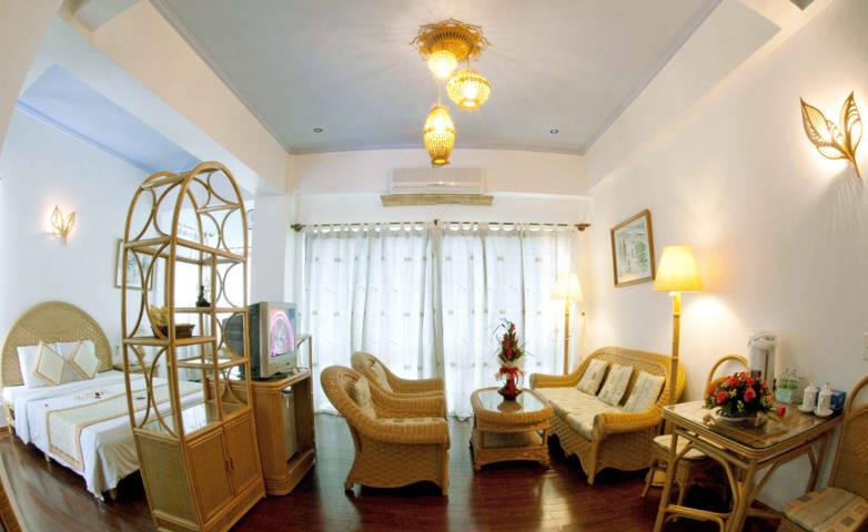 Phòng 2 khách - Hotel24h.net