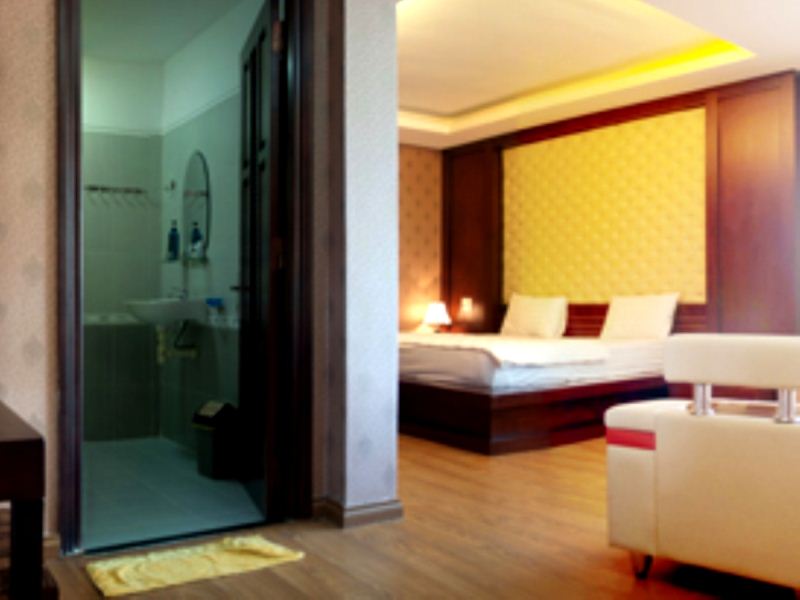 Phòng 2 khách - Hotel24h.net
