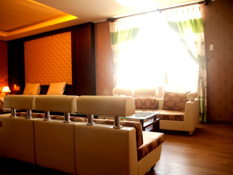 Phòng 2 khách - Hotel24h.net
