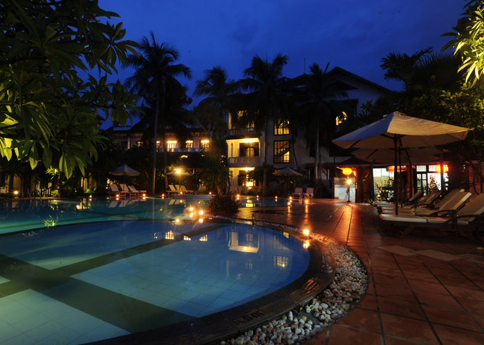 Hồ bơi - Hotel24h.net