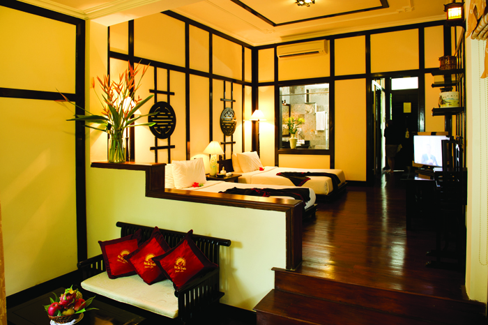 Phòng deluxe - Hotel24h.net