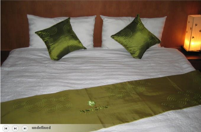 resort-minh-chau-beach-phong-1-hotel24h.net.jpg