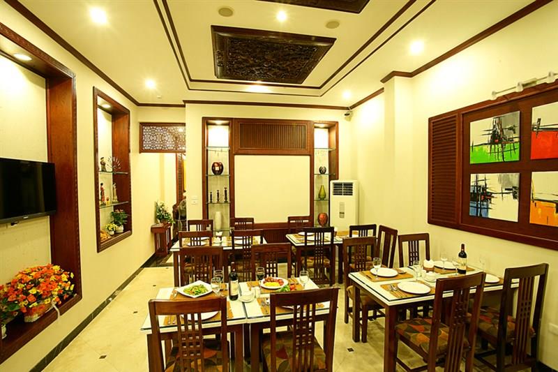 Nhà hàng - Hotel24h.net
