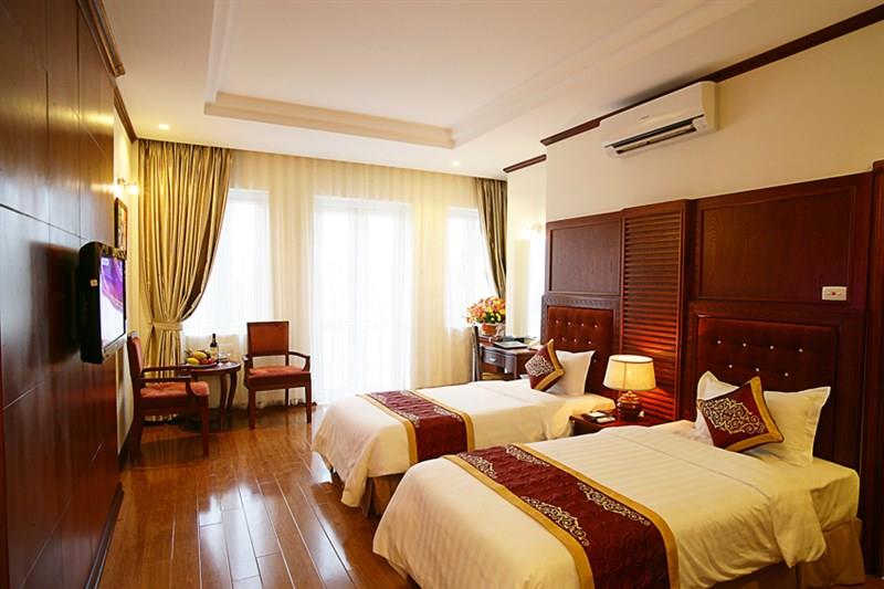 Phòng deluxe - Hotel24h.net