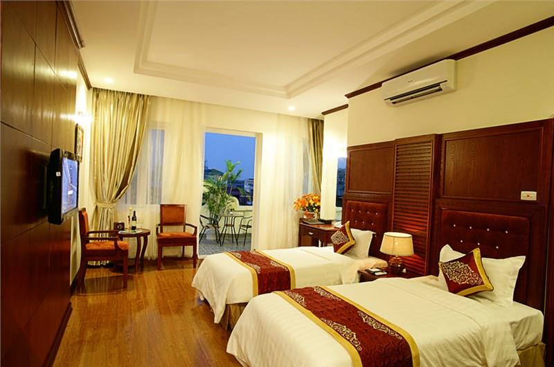 Phòng deluxe - Hotel24h.net