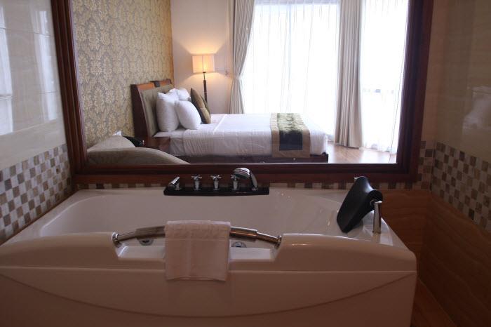 Phòng suite - Hotel24h.net