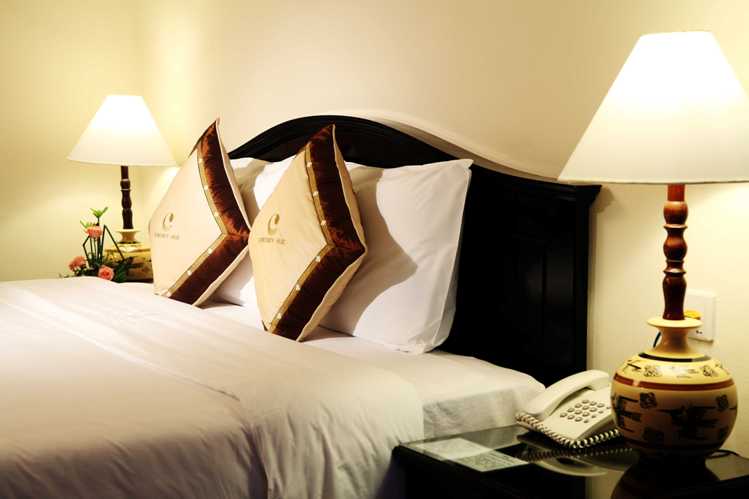 Phòng deluxe - Hotel24h.net