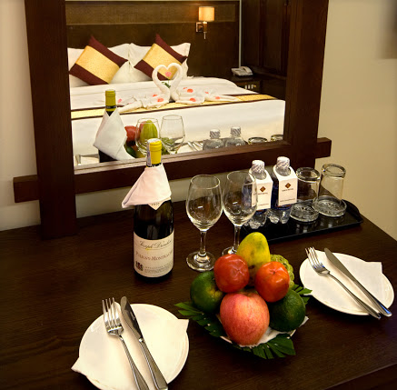 Phòng deluxe - Hotel24h.net