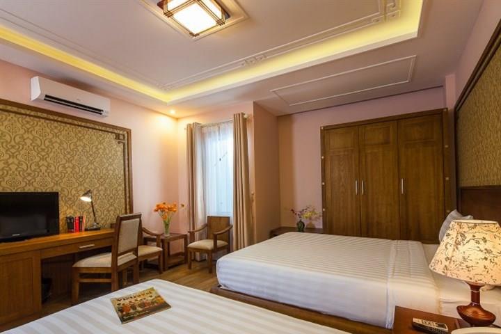 Phòng deluxe - Hotel24h.net