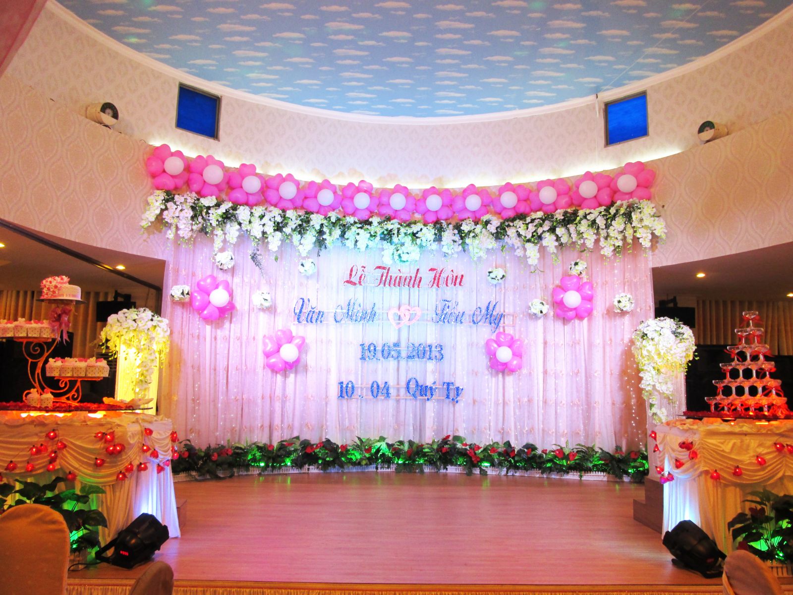 Nhà hàng - Hotel24h.net