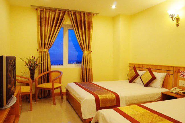 Phòng deluxe - Hotel24h.net